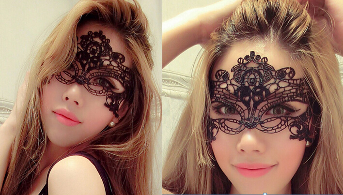 Embroidered Venice Masquerade Mask