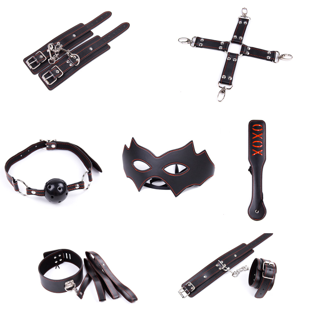 7 Piece Bondage Set