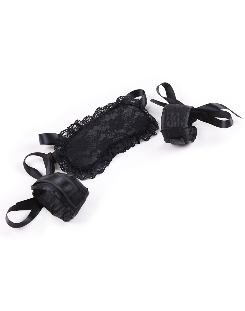 Lace Blindfold & Wrist Cuffs Set