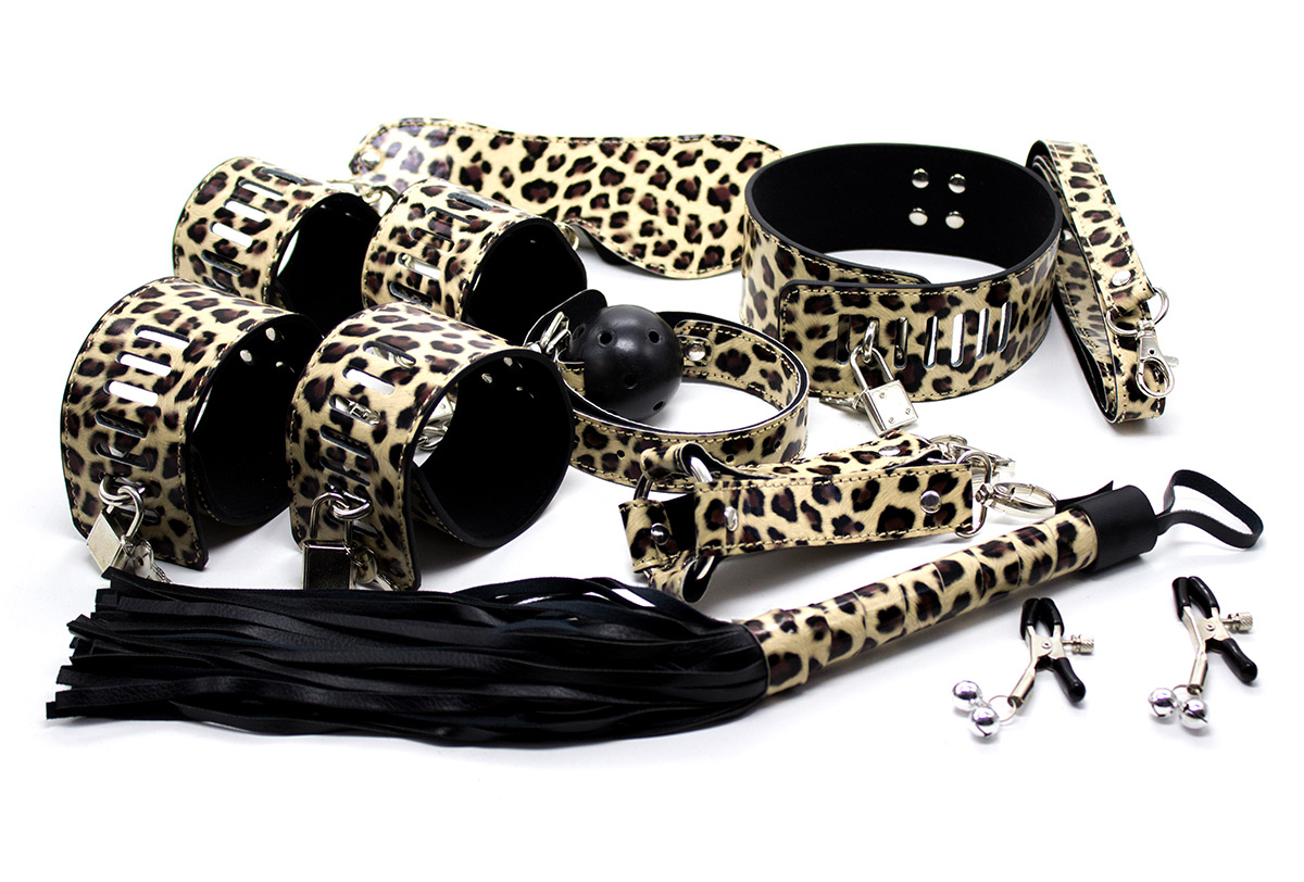 8 Piece Leopard Print Bondage Set